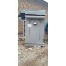 北京昌平水泥攪拌站倉(cāng)頂24袋單機(jī)脈沖除塵器