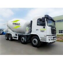 聯(lián)合卡車(chē)輕量化12方攪拌車(chē)