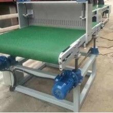 萊州輕型輸送機(jī)-皮帶機(jī)現(xiàn)場設(shè)計