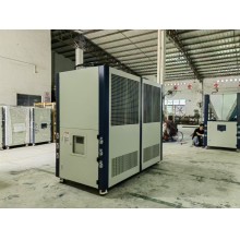 船舶焊接常用冷風(fēng)機(jī)降溫制冷，船艙焊接專(zhuān)用冷風(fēng)機(jī)降溫制冷，船艙焊接常用冷凍機(jī)降溫，船艙焊接采用冷卻機(jī)降溫制冷